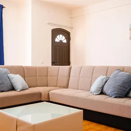 דירה House By Lovelystay
